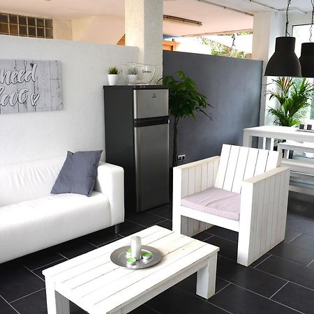 Beach House Castelldefels Ruang foto